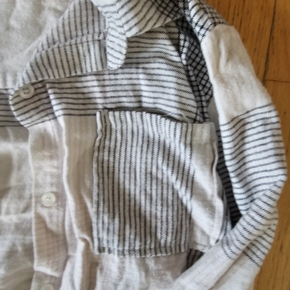 Xs button up shirt - Picture 4 of 5